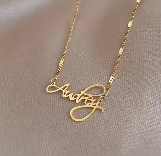Elegant Metal Necklace