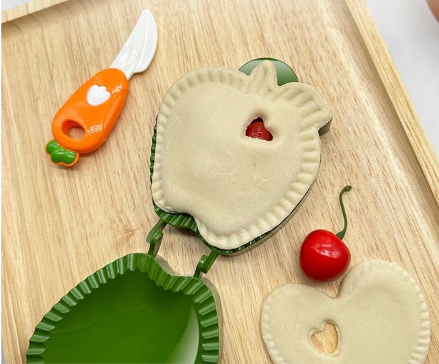 Love Hand Pie Mold