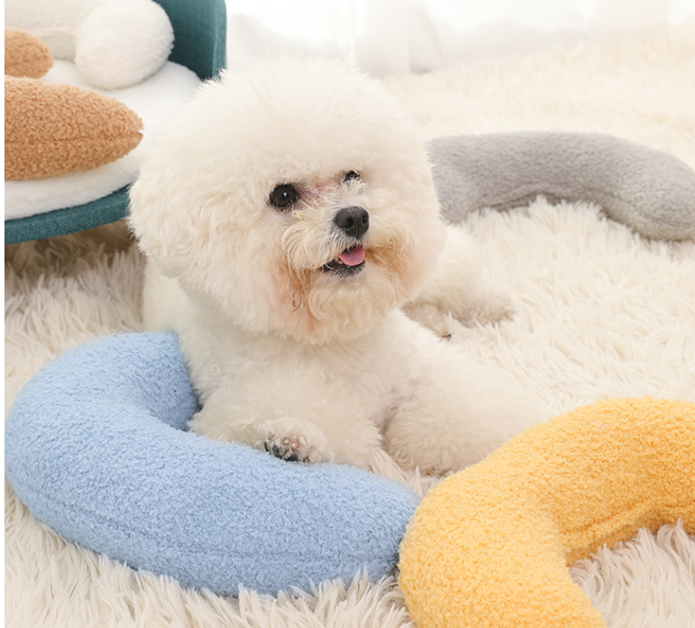 Pet Pillow in Curry