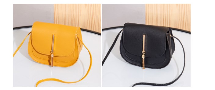 Fringe Shoulder Bag Image 2