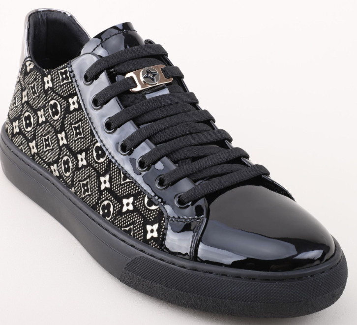 Sneaker Image 1