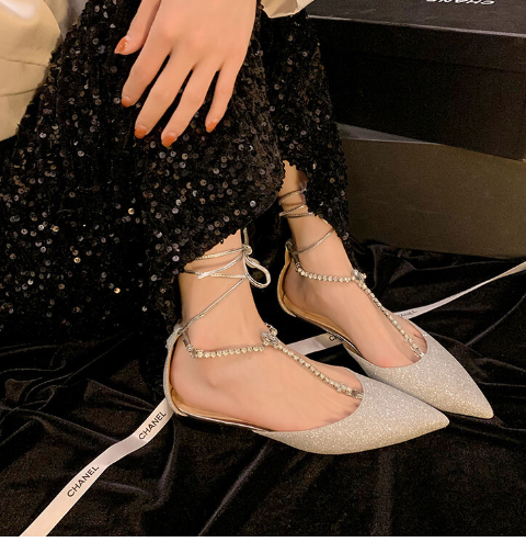 Chic Pointed-Toe Black Mary Jane Flats