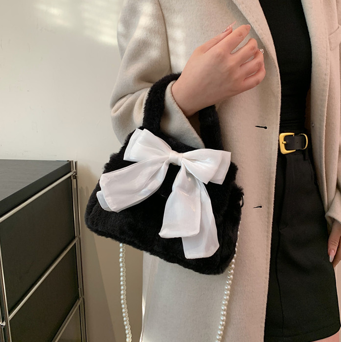 Bucket Bag Image 6