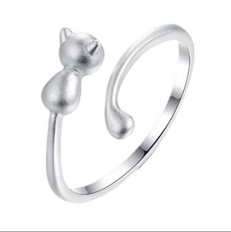 Close-up of Cat Ring Details