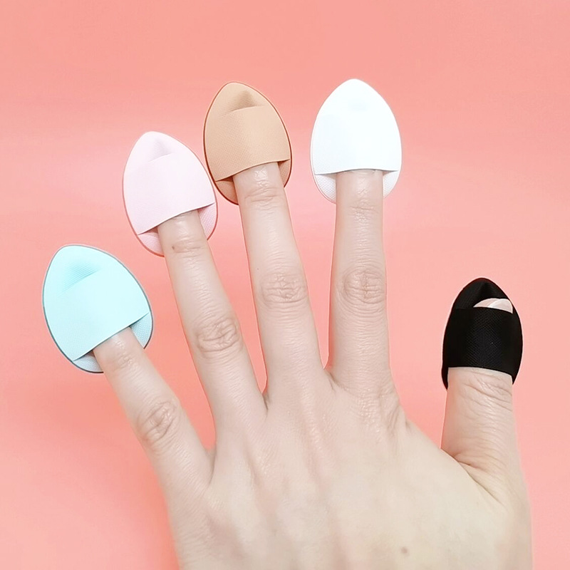 Mini makeup sponge 2