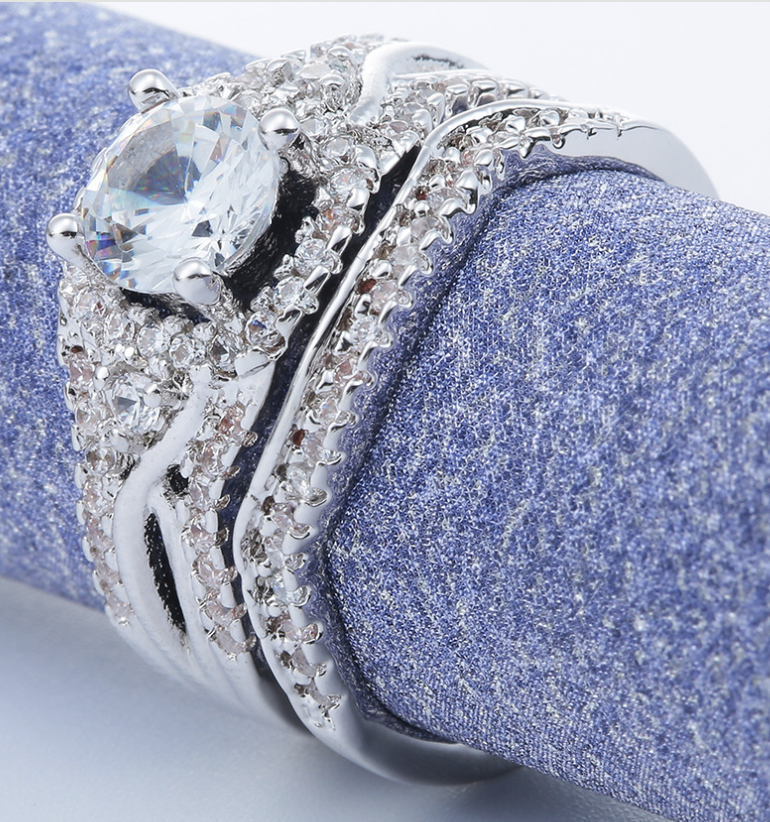 Fashion Diamond Ring Image 3