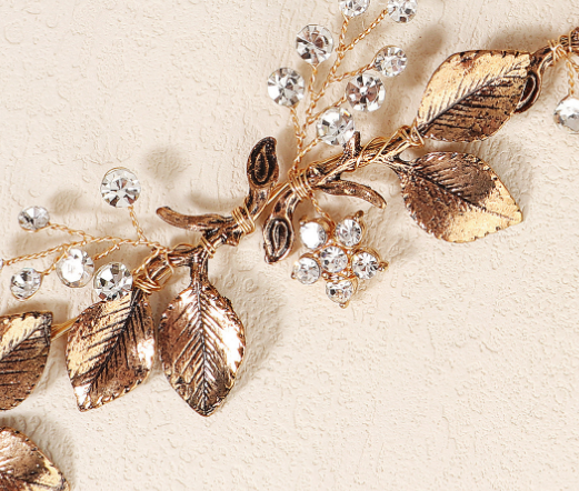 D2357 Lace Headband Detail