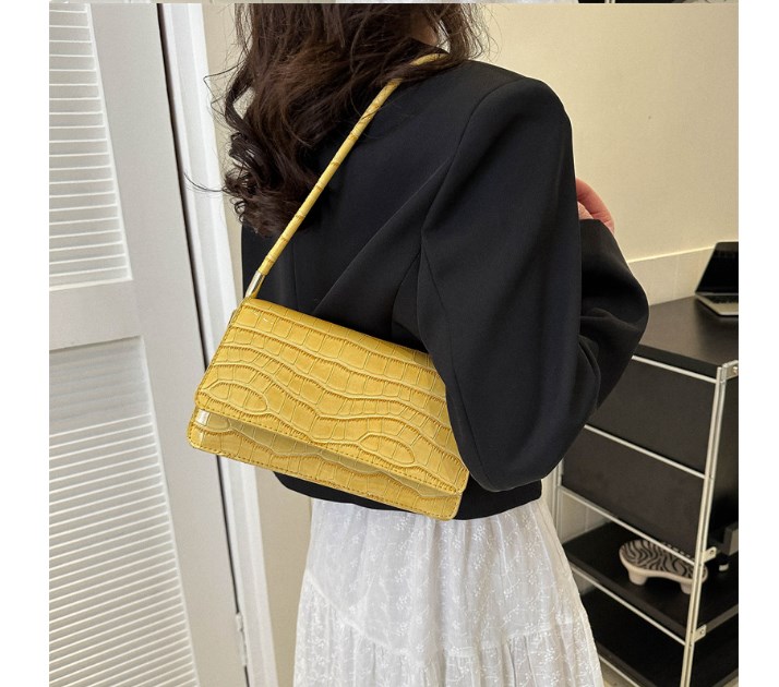 Color options for 秋季纹链条手提包