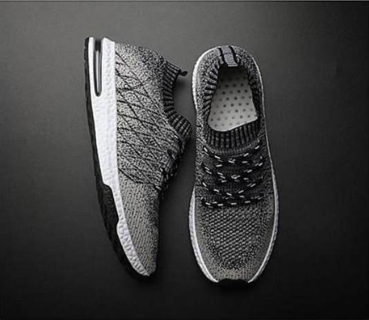 Flying Woven Sports Shoes Image 3