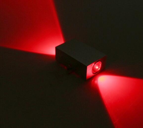 Aluminum Wall Lamp 1