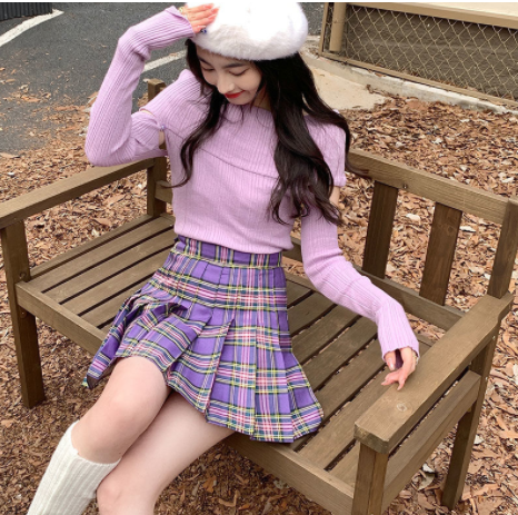 Skirt Detail
