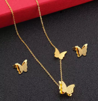 Butterfly Jewelry Set in Gold