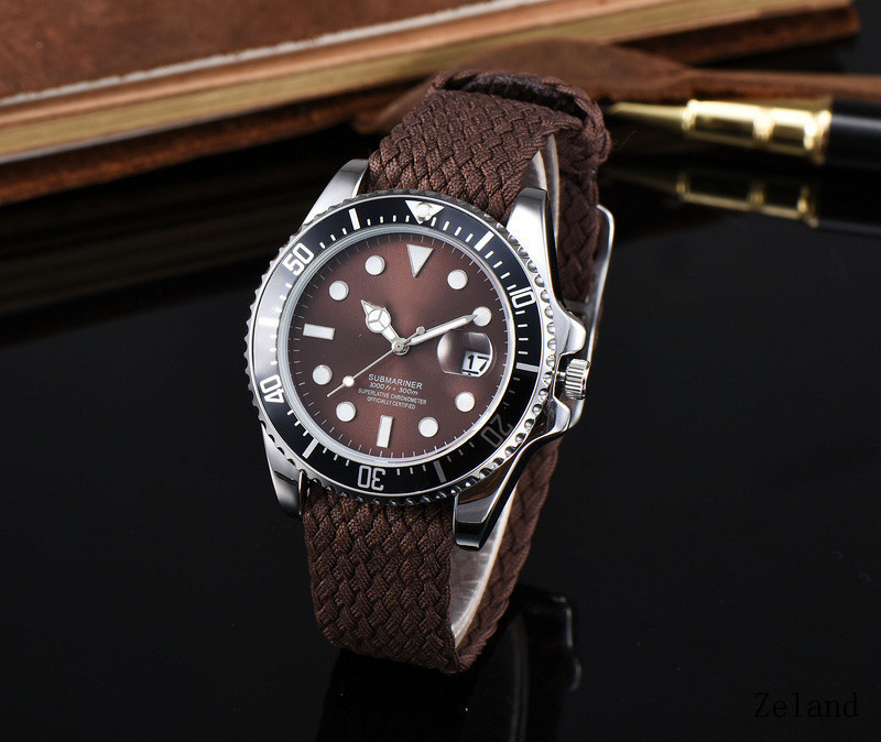 Men's Watch Image 3