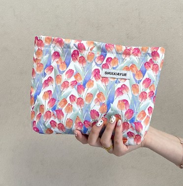 Fashion Flower Travel Cosmetic Storage Bag - Image 1