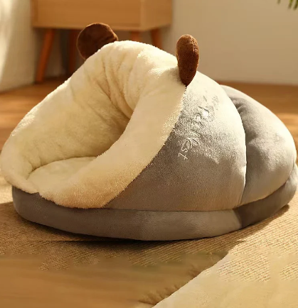 Cozy Ear Retreat in Use