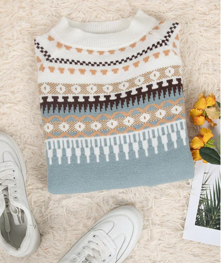 Sweater details image 3