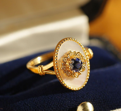 Lucky Palm Ring Image 1