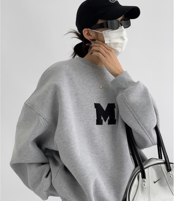 Stylish Round Neck Design