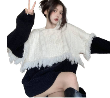 Contrasting Sexy Off-the-shoulder Sweater Image 4