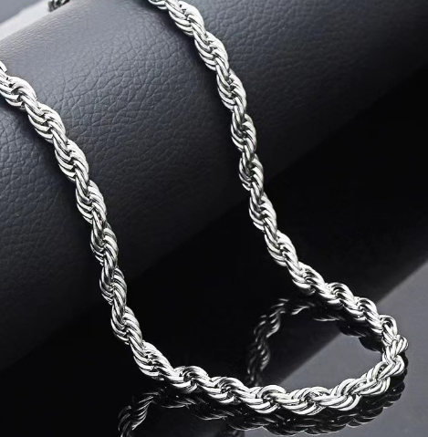 Twist Clavicle Chain - Silver