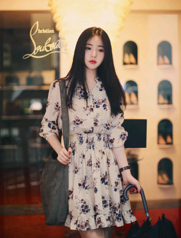 Floral Dress Image 5