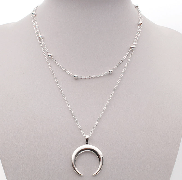 Bohemian Double Horn Necklace Image 3