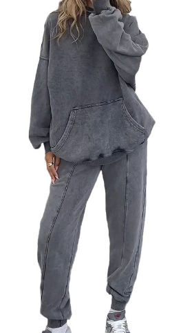 Hooded Sweater Image 7