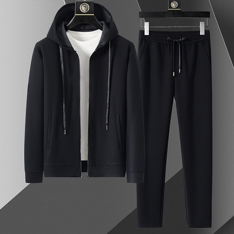 Men's Sports Set Image 3