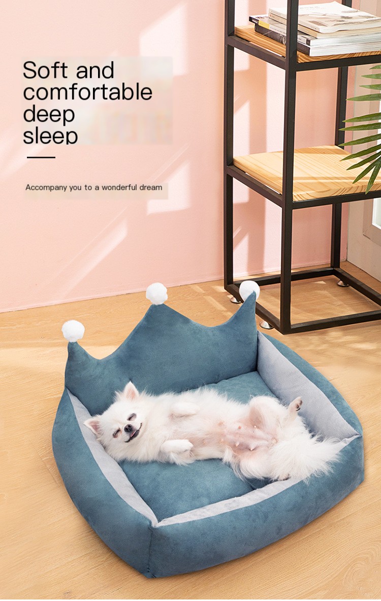 Crown Pet Bed