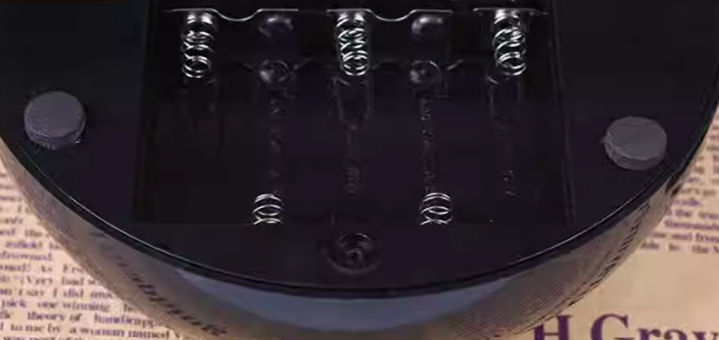 Flying Alarm Clock Image 3