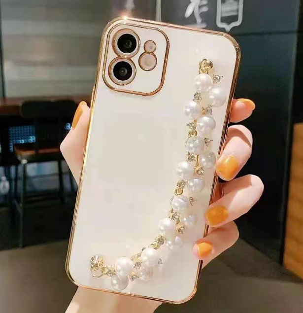 Rhinestone Pearl Bracelet Image 5