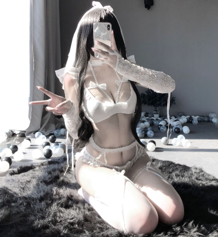 Bridal Lingerie Set Image 6