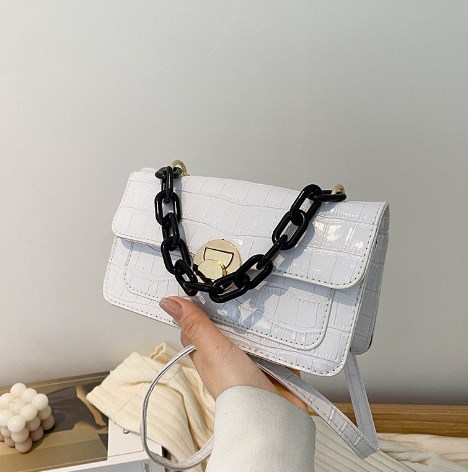 Color Variants of the Bag