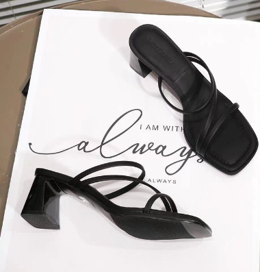 Milky White High-heeled Sandals