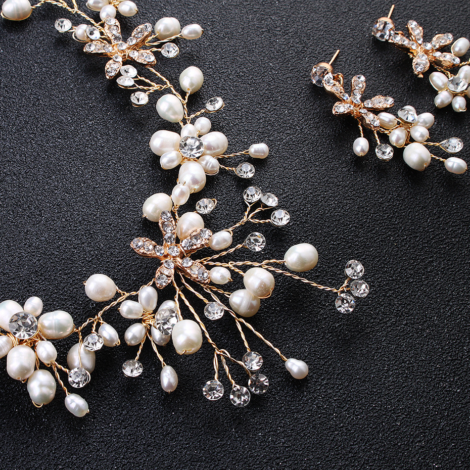 Bridal Jewelry Set Image 3