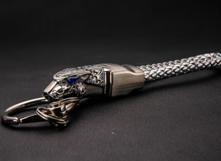 Leopard head car keychain - Silver