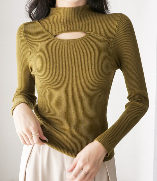 Asymmetric Bottoming Shirt Design 2