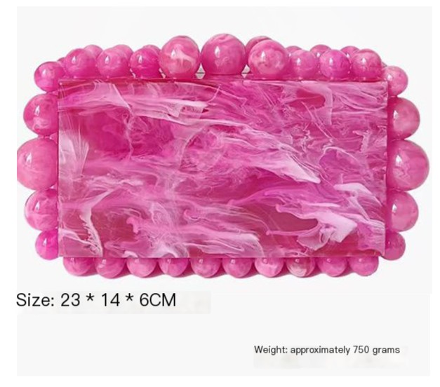 Clutch Pandora Lifestyle Image
