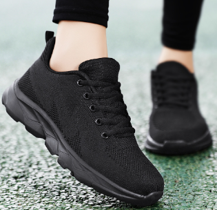 Deichma Sneakers Image 1
