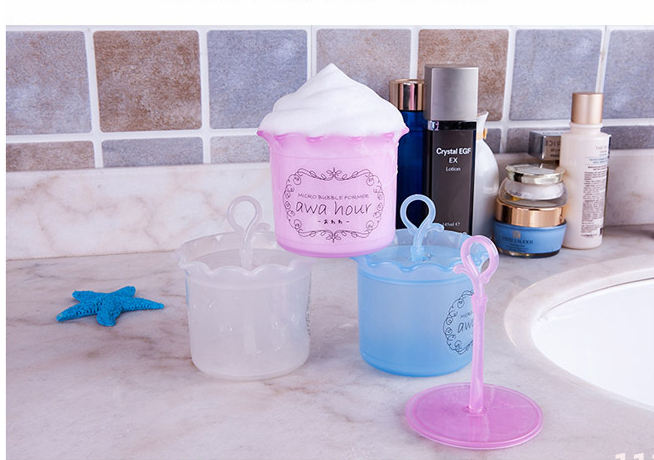 Foaming Net Facial Cleanser - Image 3