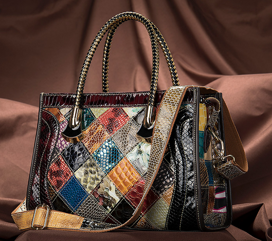 Stylish Leather Bag Image 3