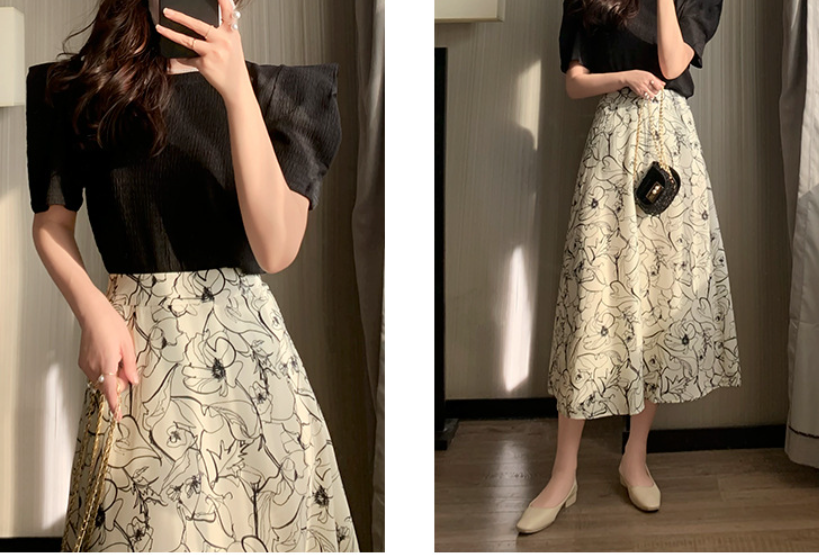Sweet Flower Pattern Straight Skirt in detail