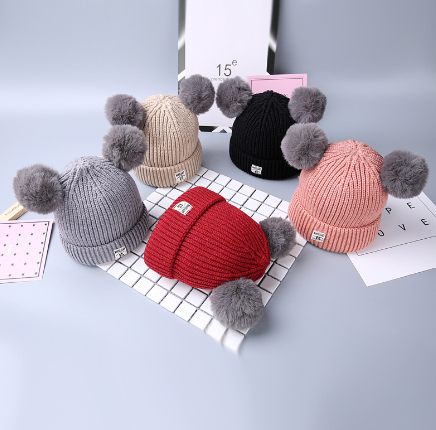 Baby wool cap image