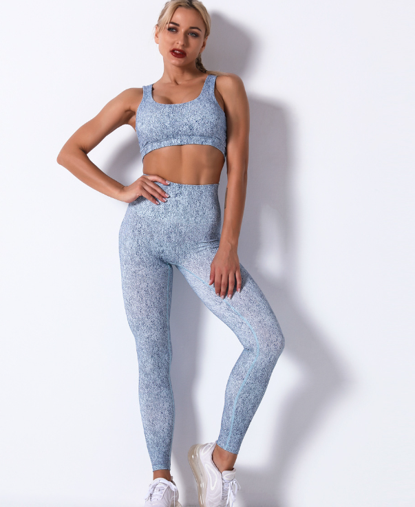 Pure Color Yoga Wear Sports Suit Image 3