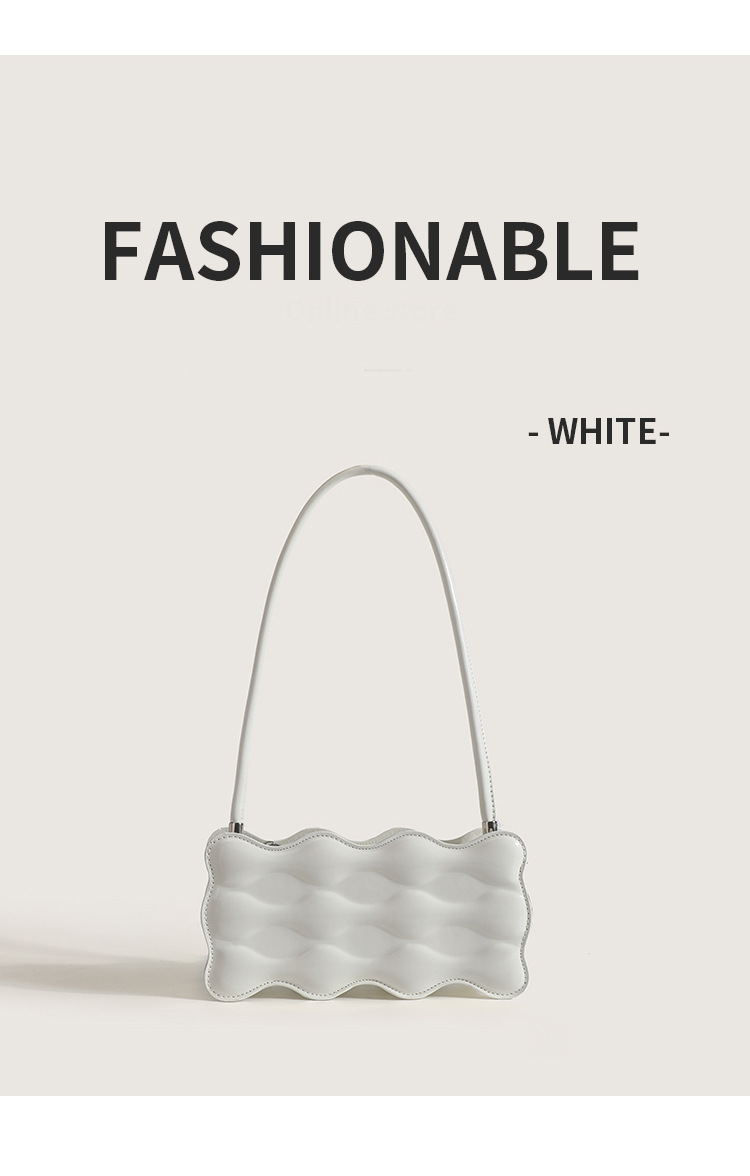 Shoulder Bag Lifestyle
