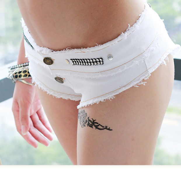 Hot Pants Image 11