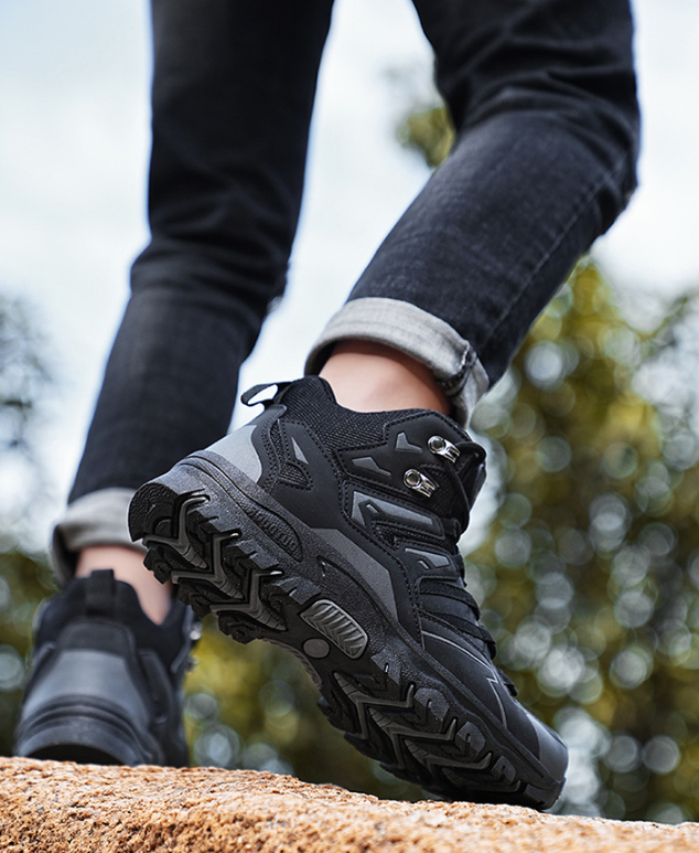 Expedition Outdoor Shoes - Side View