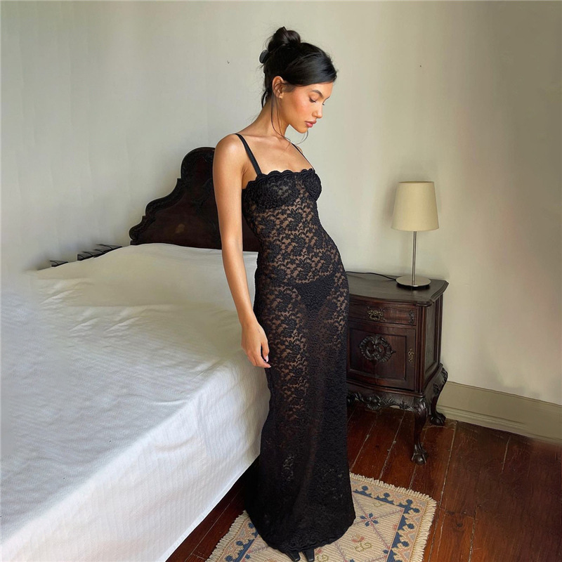 Stylish Sleeveless Design