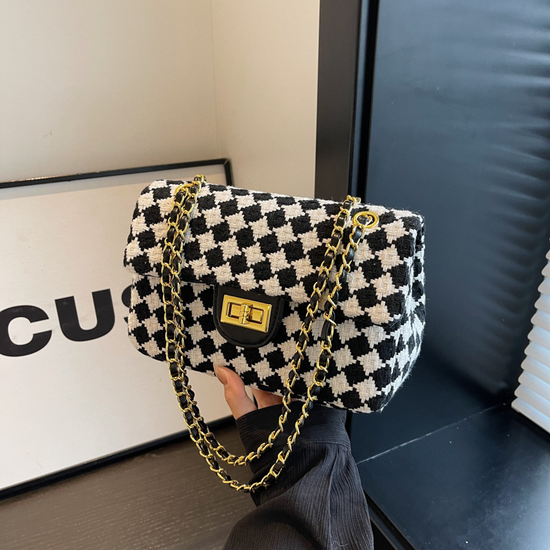 Woolen Bag Image 3