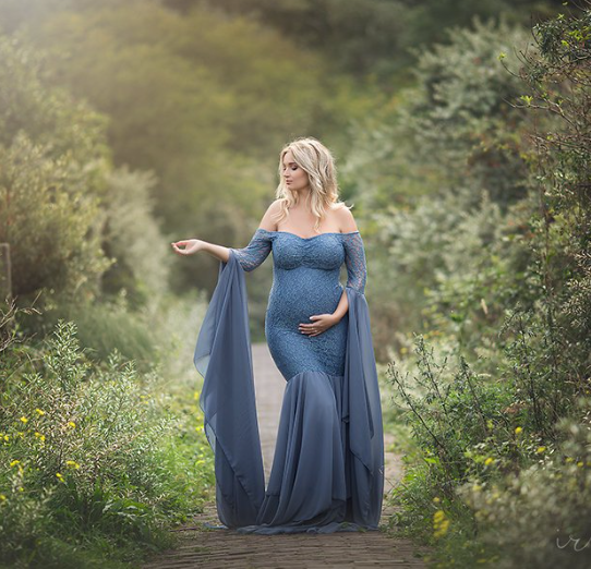 Maternity Dress Image 3
